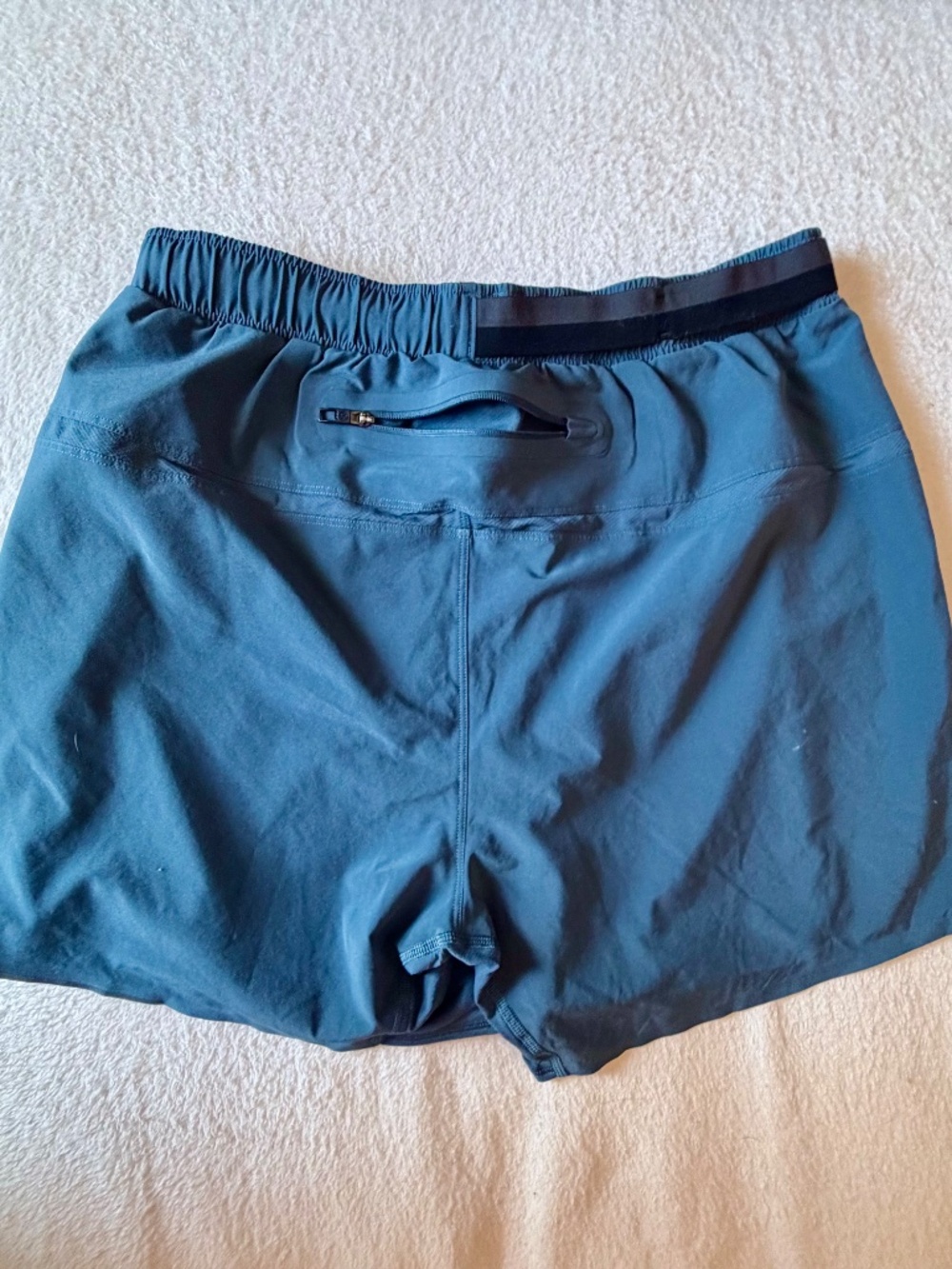 Men's Lululemon Surge Short (Medium) - Picture 2 of 4